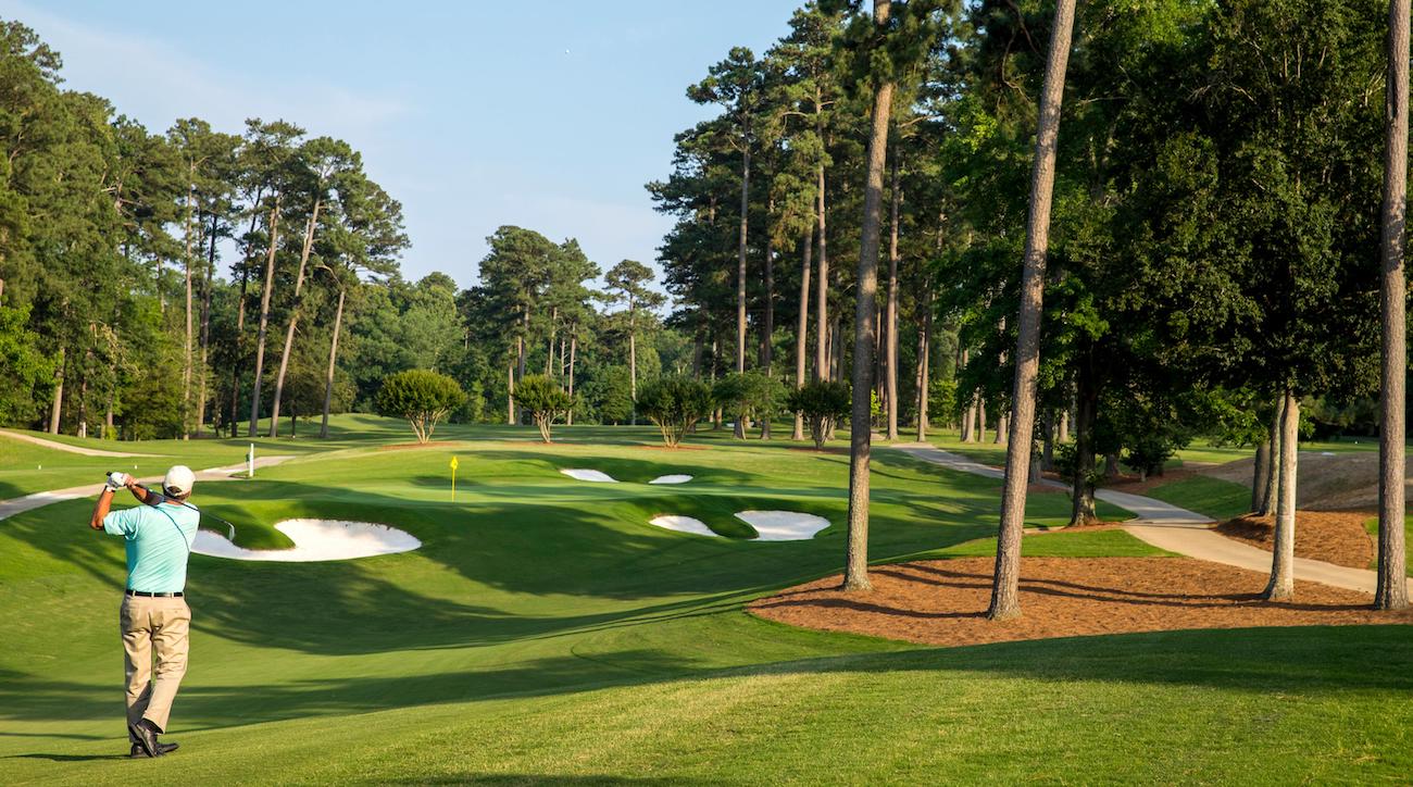 A total of two full 18-hole golf courses are available to play.